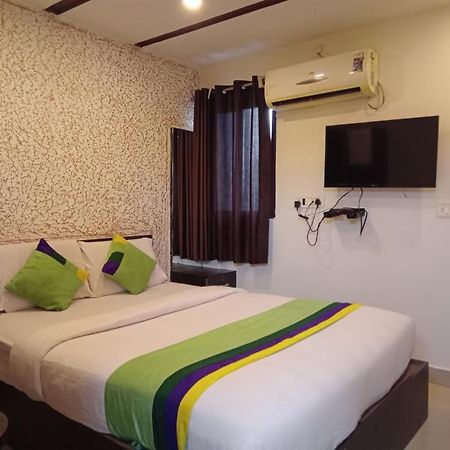Villa Abs Comforts à Mysore Extérieur photo