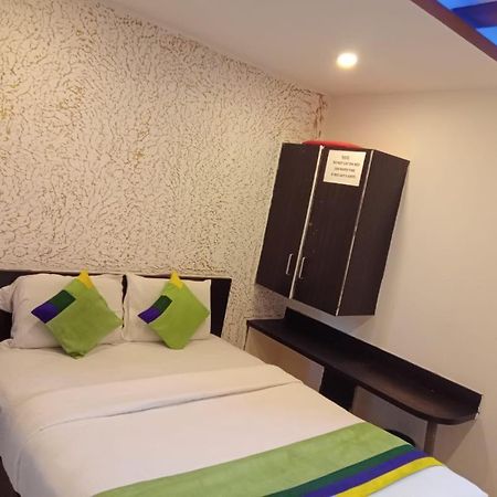 Villa Abs Comforts à Mysore Extérieur photo